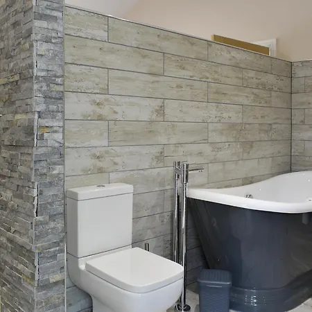 Blenkett Wood Park *